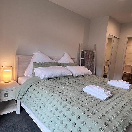 3 Bedroom Apartment In Newmarket Окленд Экстерьер фото