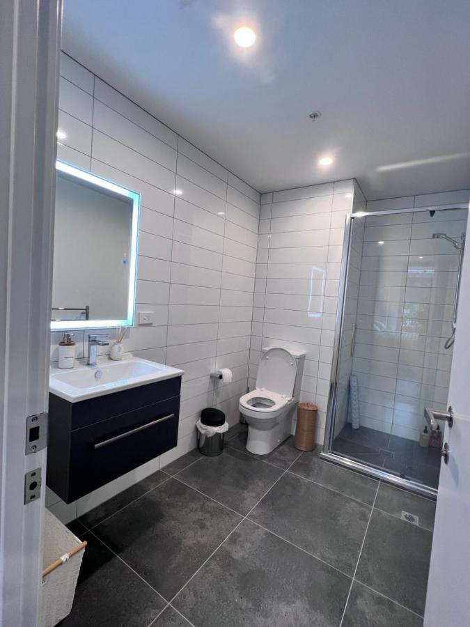 3 Bedroom Apartment In Newmarket Окленд Экстерьер фото